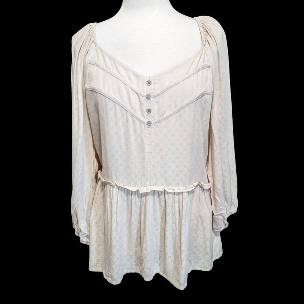 New Maurices Women's Large Cream Color Peasant Top Long Sleeve